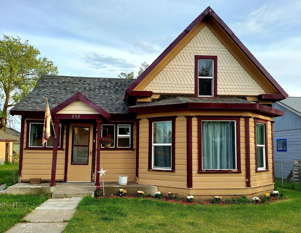 Vintage Cozy Family Home Near National Parks سانت أنتوني المظهر الخارجي الصورة